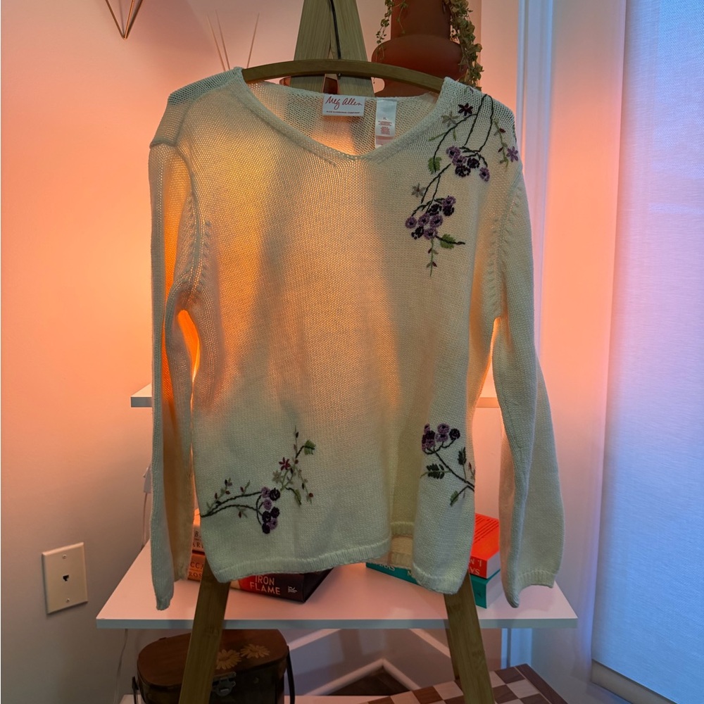 Liz Claiborne Embroidered Flower Sweater